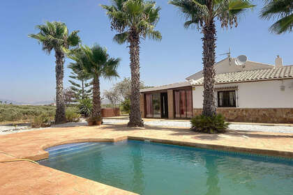 Ranch for sale in Alhaurín el Grande, Málaga. 