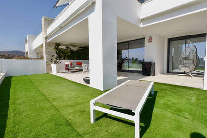 Apartment for sale in Puerto de Cabopino, Marbella, Málaga. 
