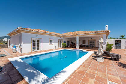 Cluster house for sale in La Cala Golf, Mijas, Málaga. 
