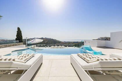 Cluster house for sale in Casares, Málaga. 