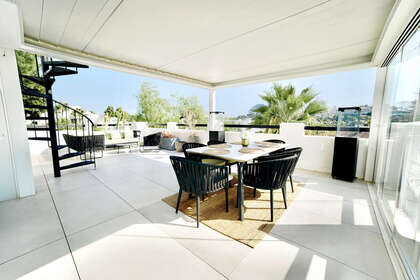 Penthouse for sale in Nueva andalucia, Málaga. 