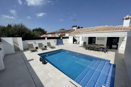 Cluster house for sale in San Pedro de Alcántara, Marbella, Málaga. 