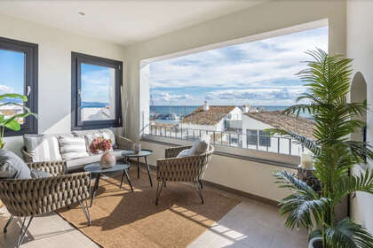 Apartment for sale in Puerto Banús, Málaga. 