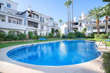Apartment for sale in Puerto Banús, Málaga. 