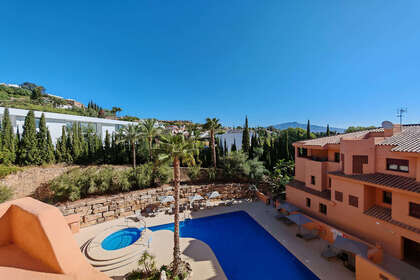Apartment for sale in Benahavís, Málaga. 