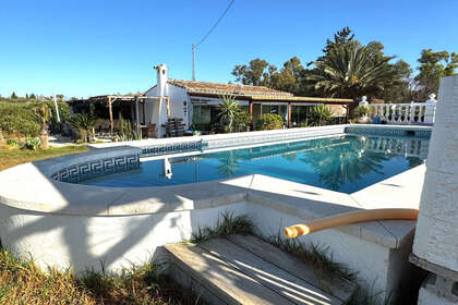 Ranch for sale in Alhaurín el Grande, Málaga. 