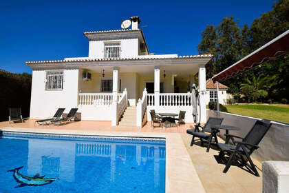 Cluster house for sale in Cala Del Moral, La, Málaga. 