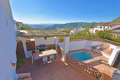 House for sale in Gaucín, Málaga. 