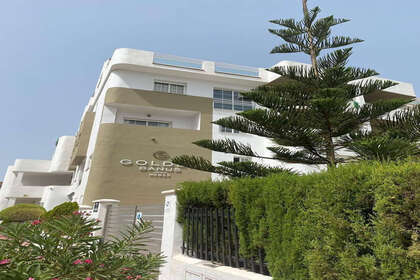 Apartment for sale in Nueva andalucia, Málaga. 