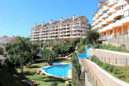 Apartment for sale in Nueva andalucia, Málaga. 
