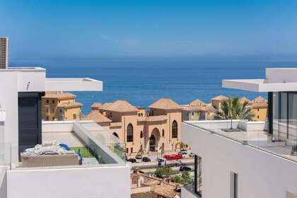 House for sale in Fuengirola, Málaga. 