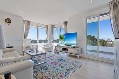 Apartment for sale in Nueva andalucia, Málaga. 