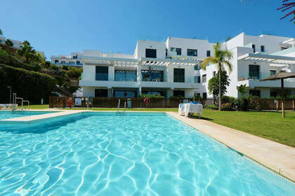 Apartment for sale in Cala Del Moral, La, Málaga. 