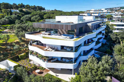 Apartment for sale in Sotogrande, Cádiz. 