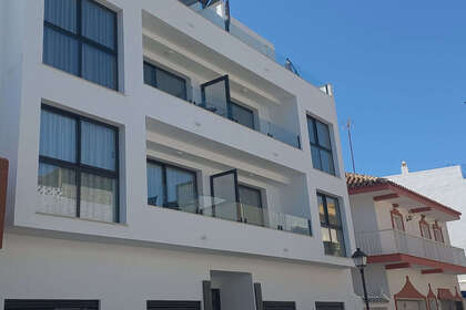 Apartment for sale in Cala Del Moral, La, Málaga. 