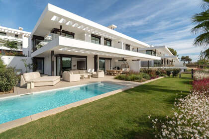 House for sale in Alhaurín de la Torre, Málaga. 