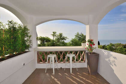 Apartment for sale in Benalmádena, Málaga. 