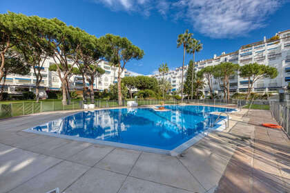 Apartment for sale in Puerto Banús, Málaga. 