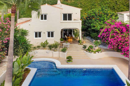 Chalet Adosado venta en Calahonda, Mijas, Málaga. 