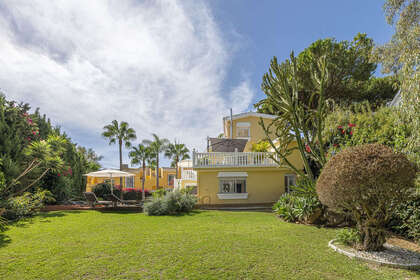 Chalet Adosado venta en Calahonda, Mijas, Málaga. 
