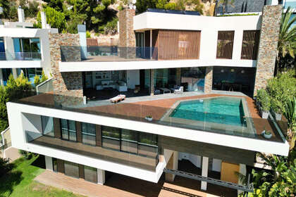 Cluster house for sale in Altea Hills, Alicante. 