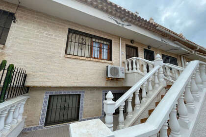 Cluster house for sale in Torrelamata - La Mata, Torrevieja, Alicante. 