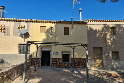 Ranch for sale in Yecla, Murcia. 