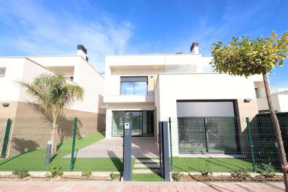 Cluster house for sale in Alcazares, Los, Murcia. 