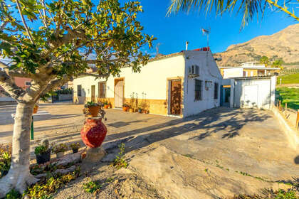 Ranch for sale in Orihuela, Alicante. 