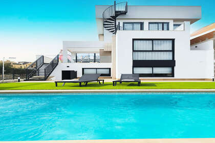 House for sale in Algorfa, Alicante. 