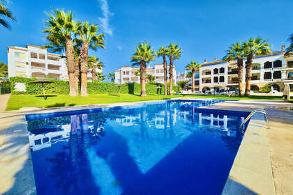 Apartment for sale in Villamartín, Alicante. 