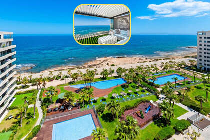 Penthouse for sale in Punta Prima, Alicante. 