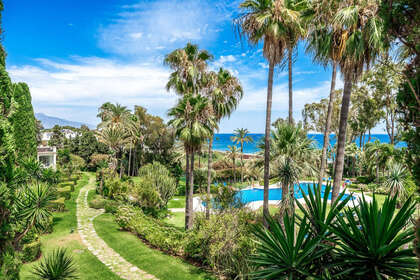 House for sale in Puerto Banús, Marbella, Málaga. 