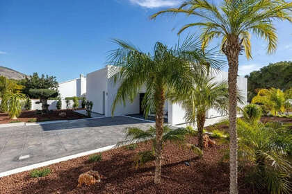 Cluster house for sale in Altea la Vella, Alicante. 