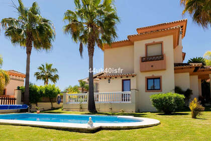 House for sale in Coín, Málaga. 