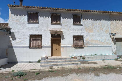 Ranch for sale in Yecla, Murcia. 
