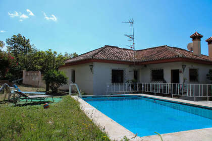 Cluster house for sale in Almuñécar, Granada. 