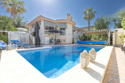 Cluster house for sale in Benijófar, Alicante. 