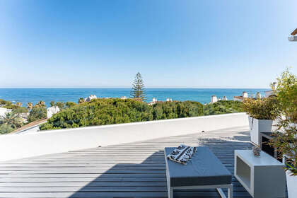 Penthouse for sale in Calahonda, Mijas, Málaga. 
