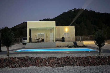 Cluster house for sale in Pinoso, Alicante. 