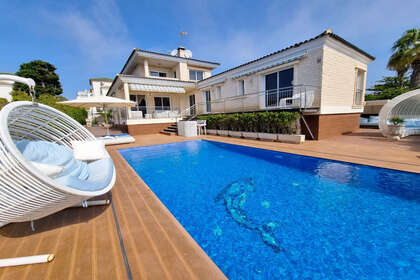 Cluster house for sale in Torrelamata - La Mata, Torrevieja, Alicante. 