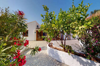 Cluster house for sale in Viñuela, Málaga. 