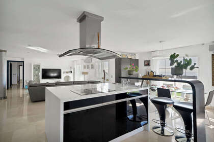 Penthouse for sale in Benalmádena, Málaga. 