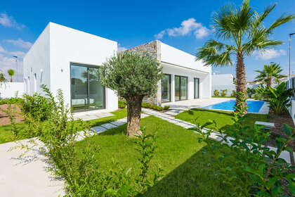 Cluster house for sale in Alcazares, Los, Murcia. 