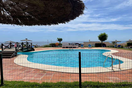 Apartment for sale in Alcaidesa, Línea de la Concepción (La), Cádiz. 