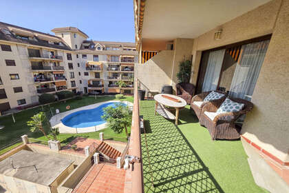 Apartment for sale in San luis de sabinillas, Málaga. 