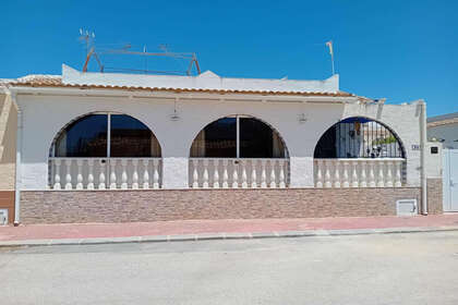 Cluster house for sale in Mazarrón, Murcia. 