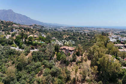 Plot for sale in Benahavís, Málaga. 