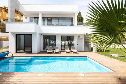 Cluster house for sale in Torreblanca, Fuengirola, Málaga. 