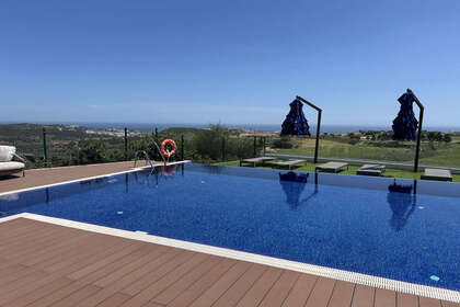 Apartment for sale in Cala Del Moral, La, Málaga. 